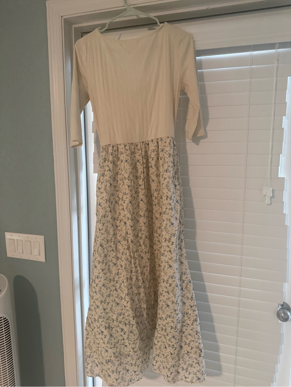 Christy Dawn Evelyn Dress - Picture 4 of 4